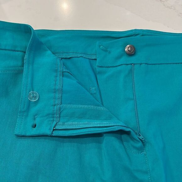 Ruby Rd. Bermuda Shorts - Picture 6 of 7